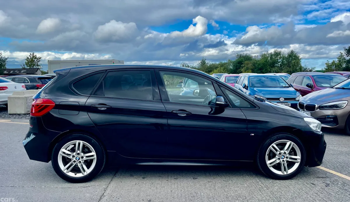 BMW 2-Series Hatchback, Diesel, 2017, Black
