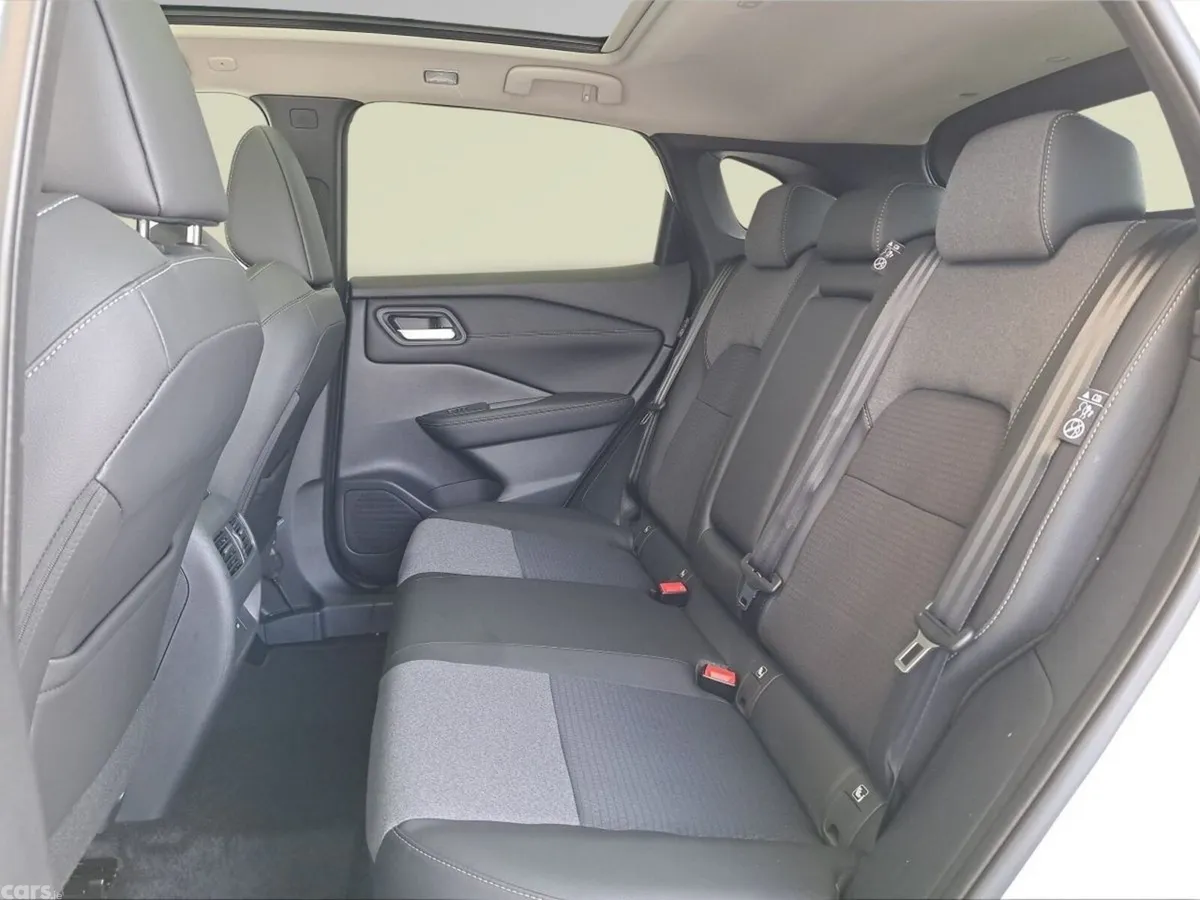 Nissan Qashqai SUV, Petrol Hybrid, 2026, White