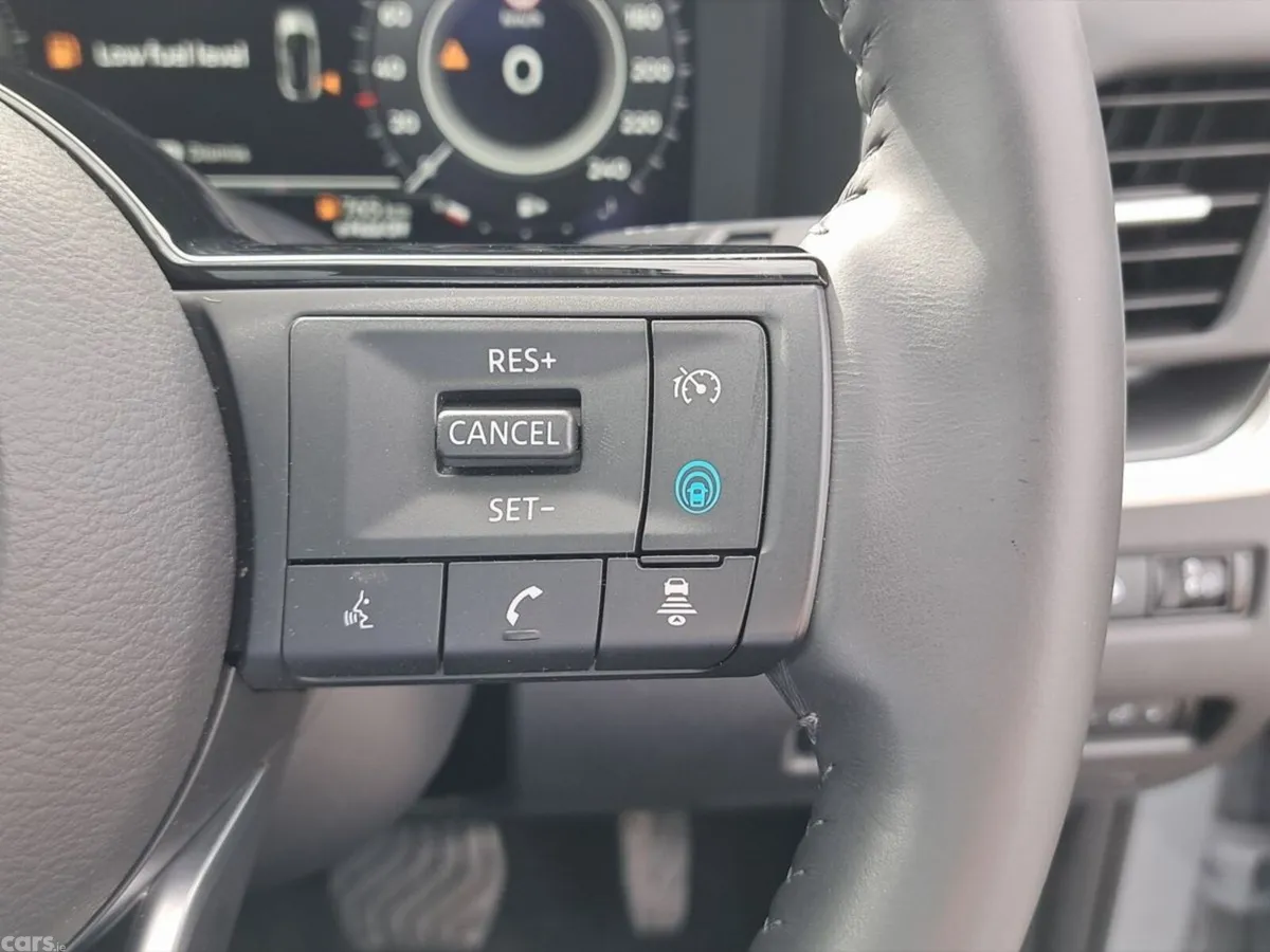 Nissan Qashqai SUV, Petrol Hybrid, 2026, Grey