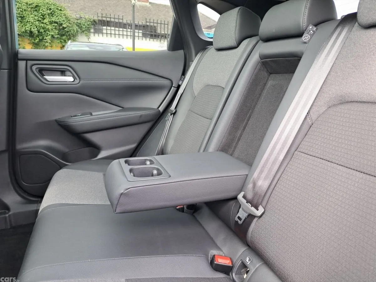 Nissan Qashqai SUV, Petrol Hybrid, 2026, Grey