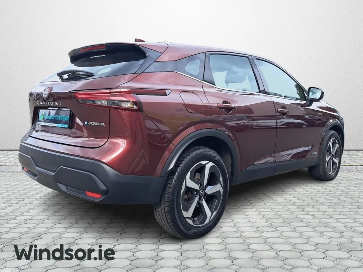 Nissan Qashqai SUV, Petrol Hybrid, 2024, Red
