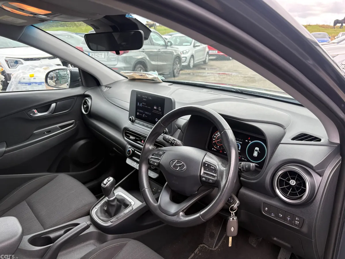 Hyundai KONA MPV, Petrol, 2021, Grey