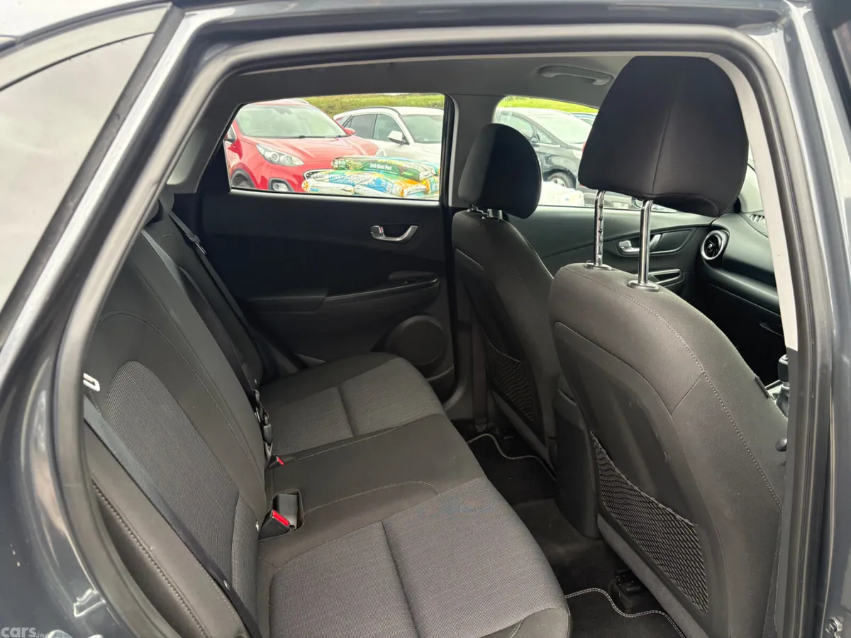 Hyundai KONA MPV, Petrol, 2021, Grey