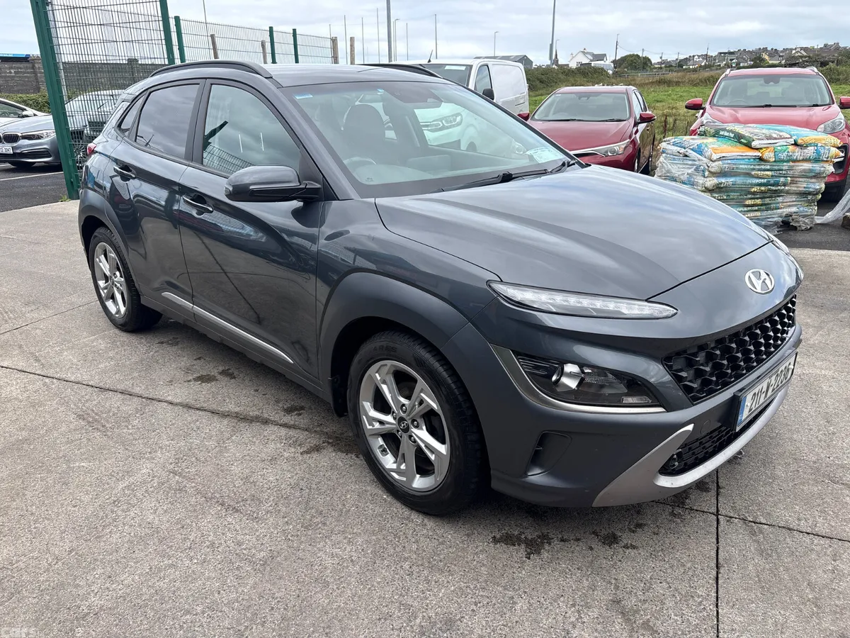 Hyundai KONA MPV, Petrol, 2021, Grey