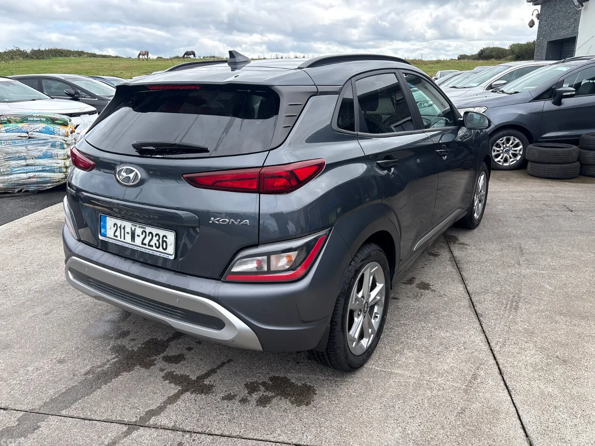 Hyundai KONA MPV, Petrol, 2021, Grey