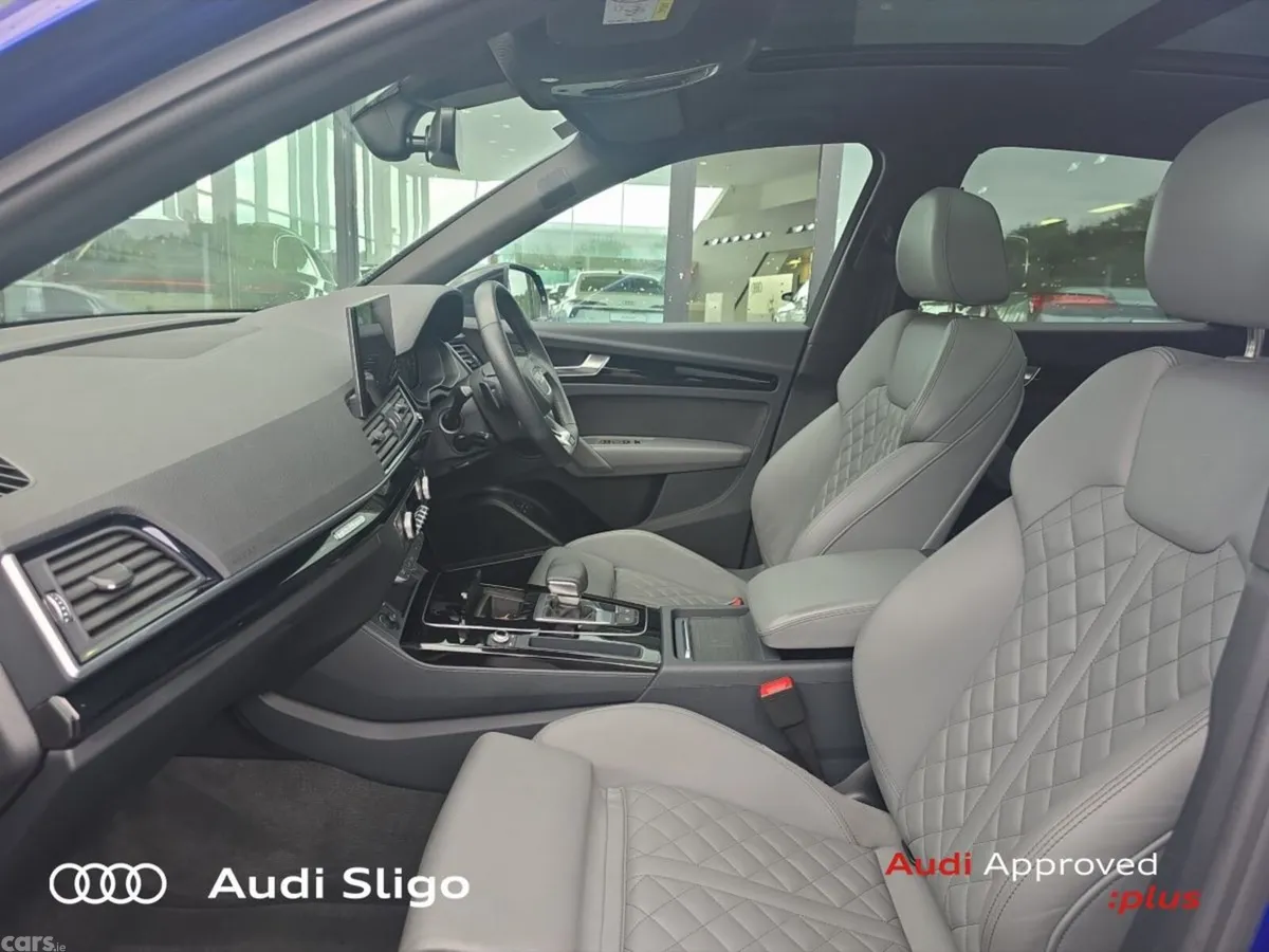 Audi Q5 SUV, Petrol Plug-in Hybrid, 2025, Blue