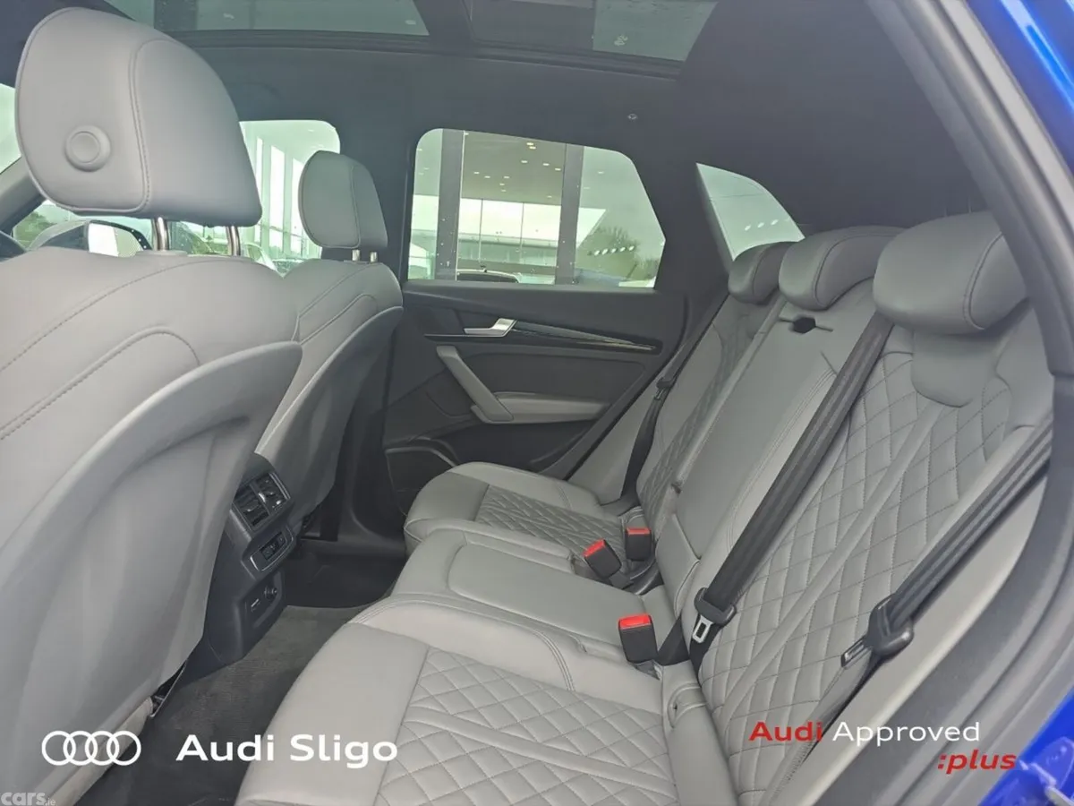 Audi Q5 SUV, Petrol Plug-in Hybrid, 2025, Blue