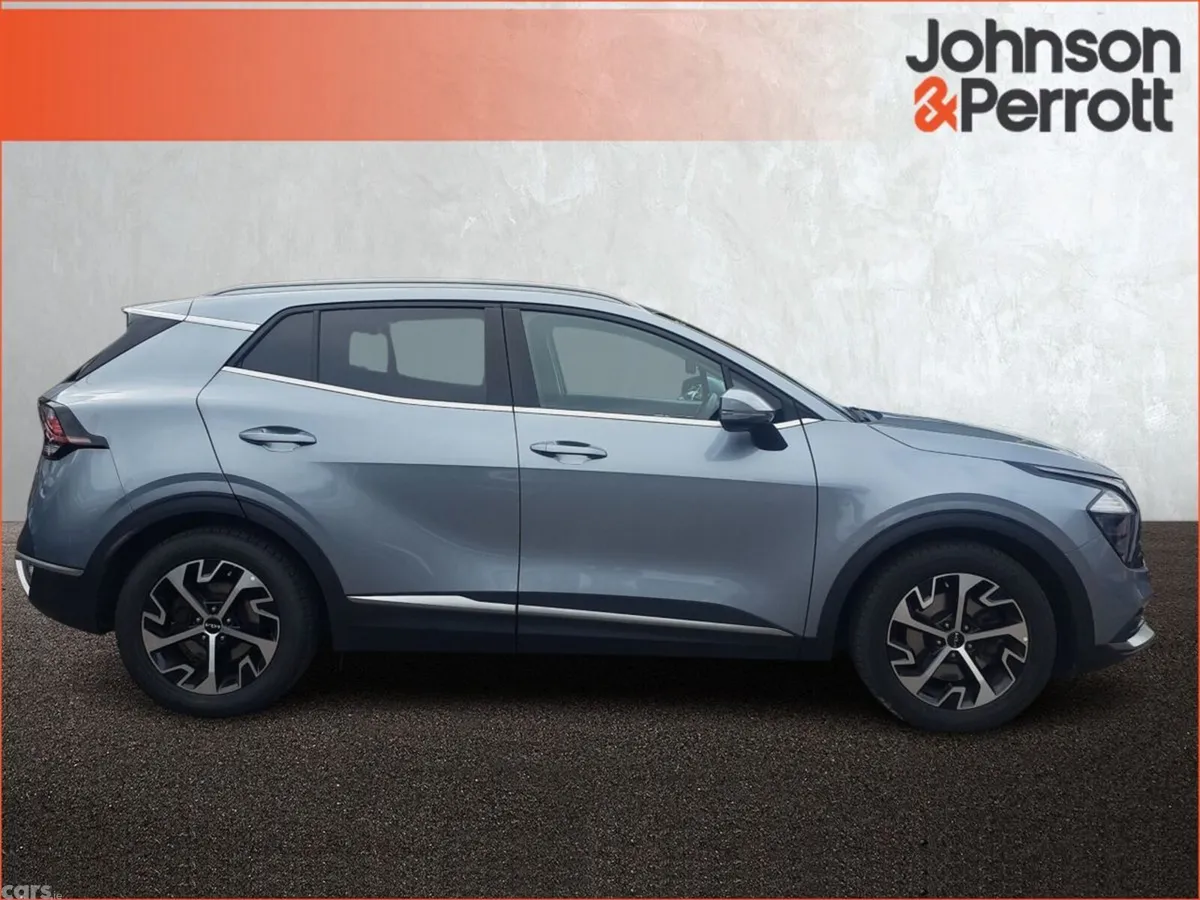 Kia Sportage SUV, Diesel Hybrid, 2023, Grey