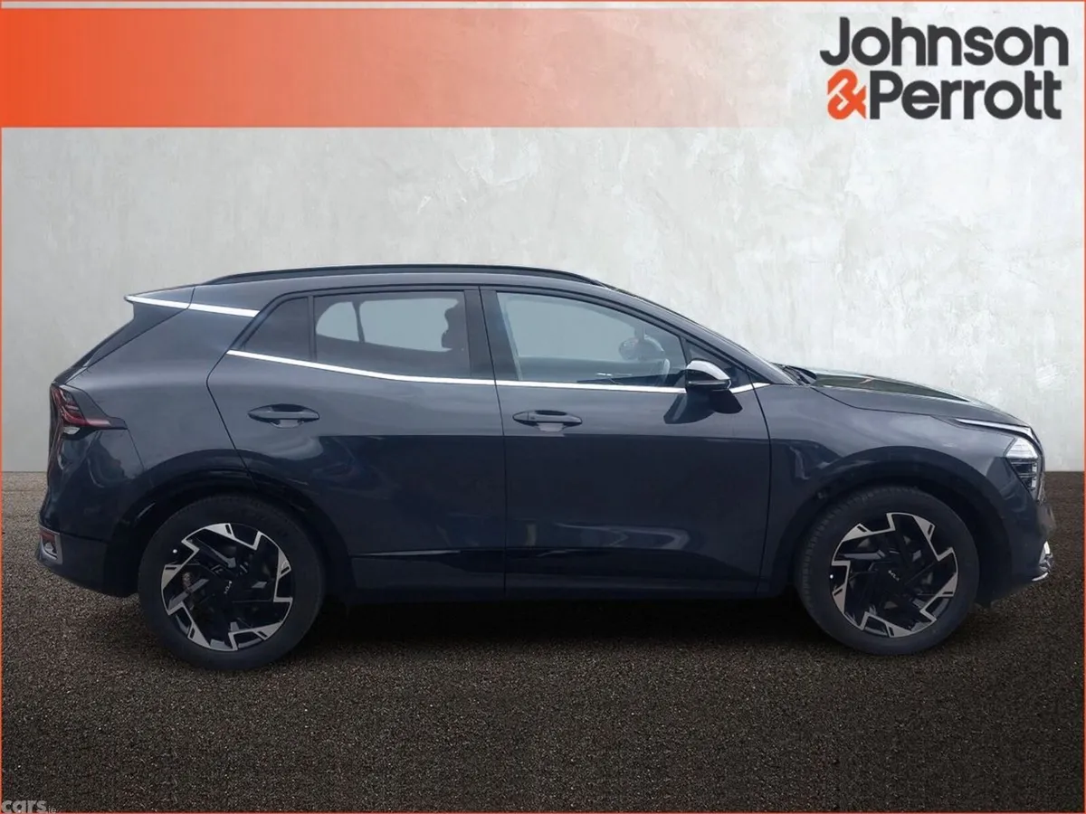 Kia Sportage SUV, Diesel Hybrid, 2024, Grey