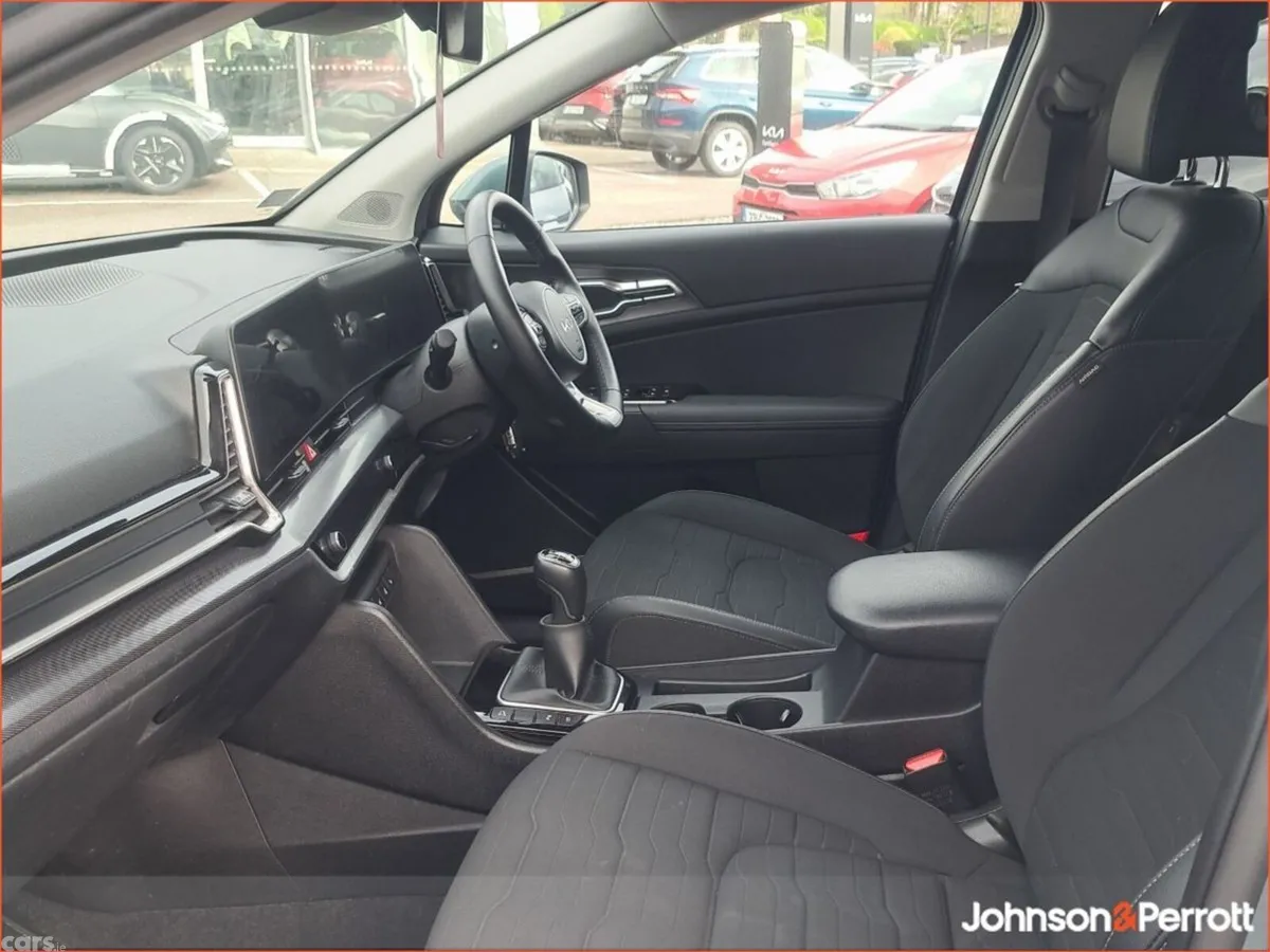Kia Sportage SUV, Diesel Hybrid, 2023, Grey