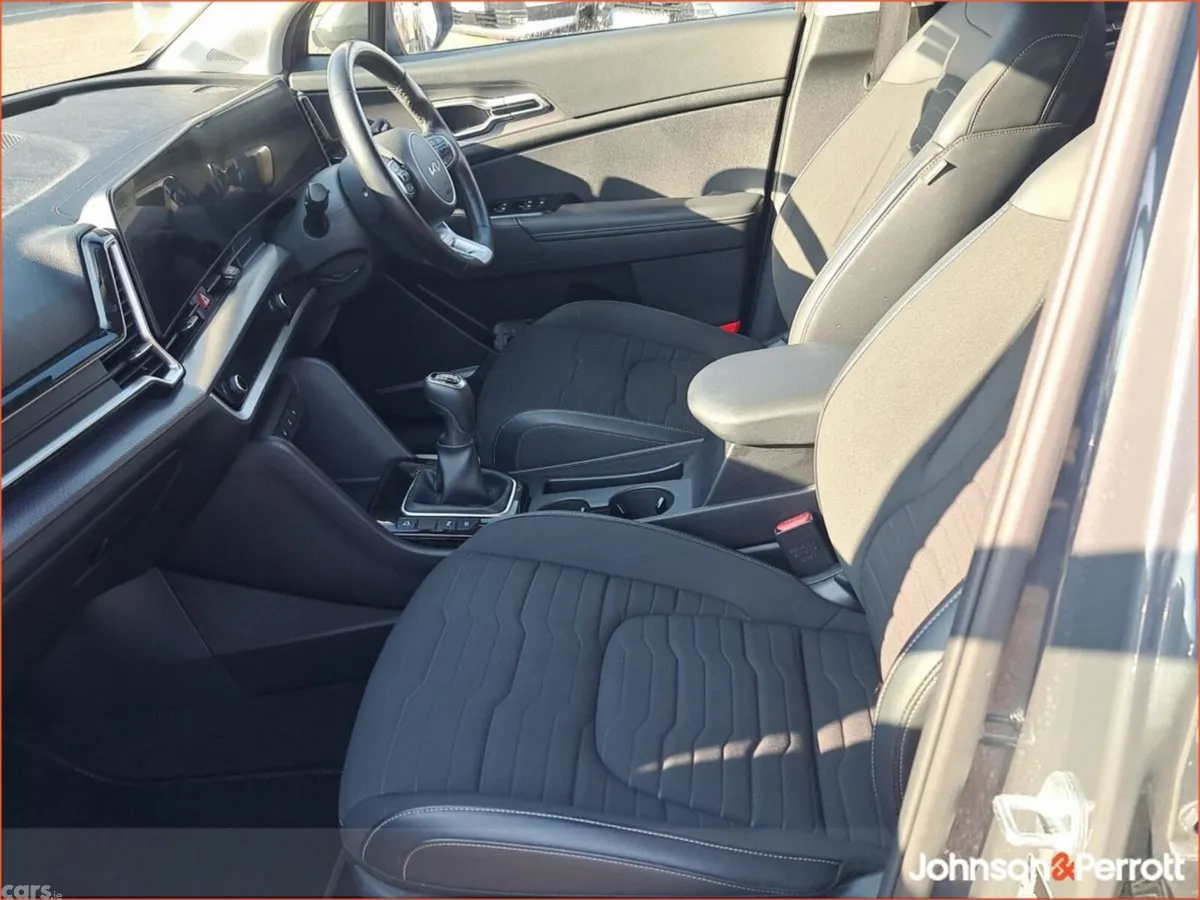 Kia Sportage SUV, Diesel, 2022, Grey