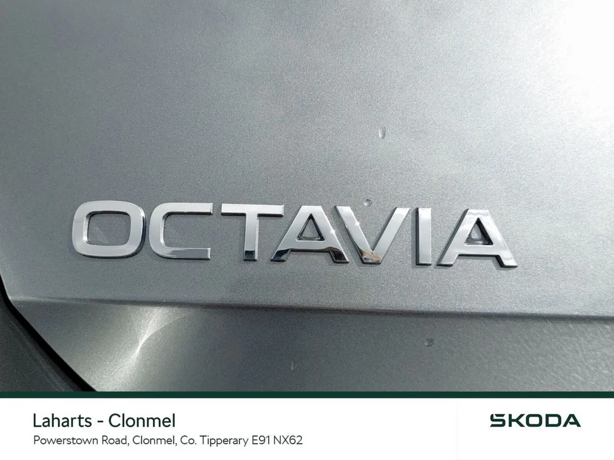 Skoda Octavia Saloon, Petrol, 2026, Grey