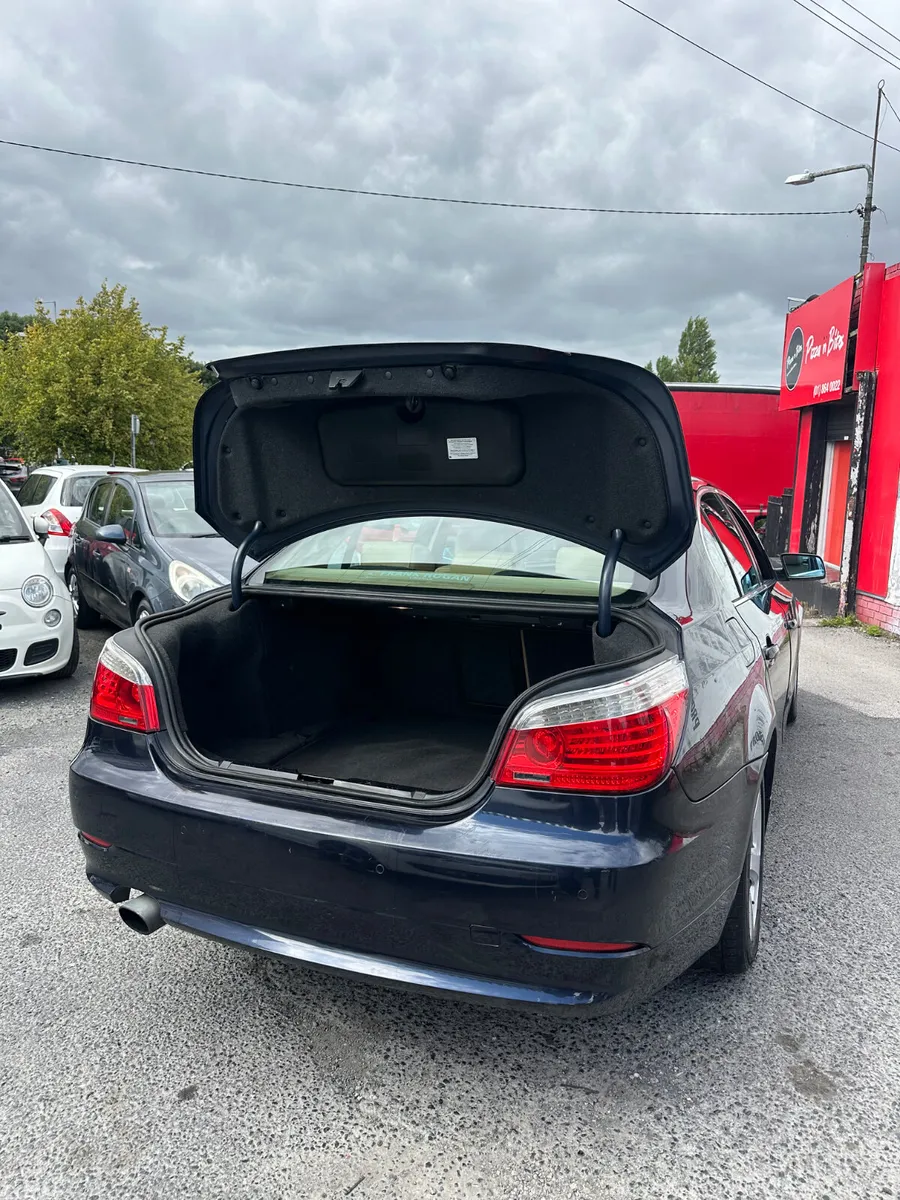 BMW 5-Series Saloon, Diesel, 2008, Blue