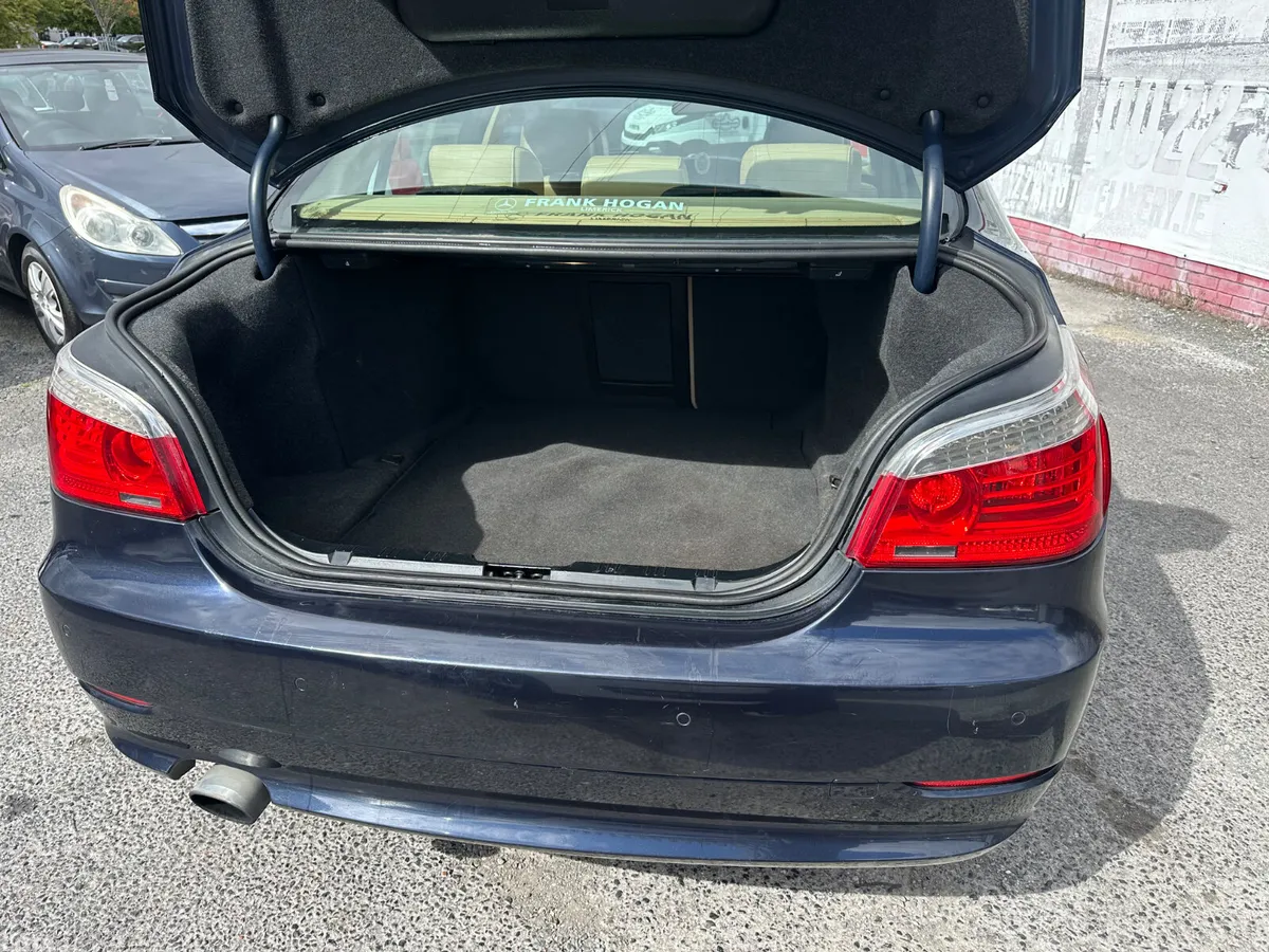 BMW 5-Series Saloon, Diesel, 2008, Blue
