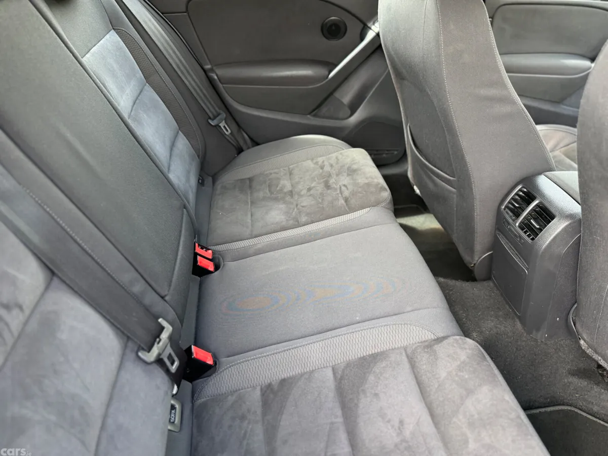 Volkswagen Golf Hatchback, Petrol, 2012, Blue