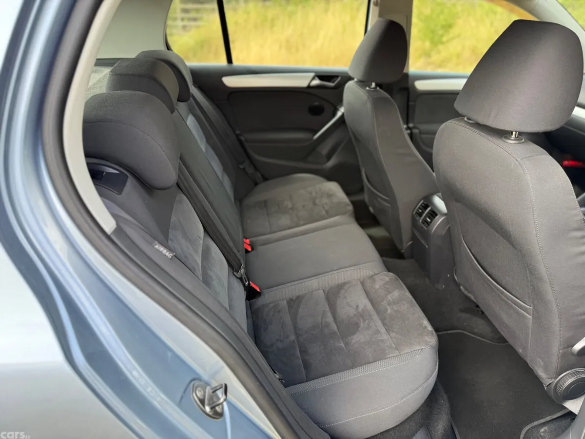 Volkswagen Golf Hatchback, Petrol, 2012, Blue