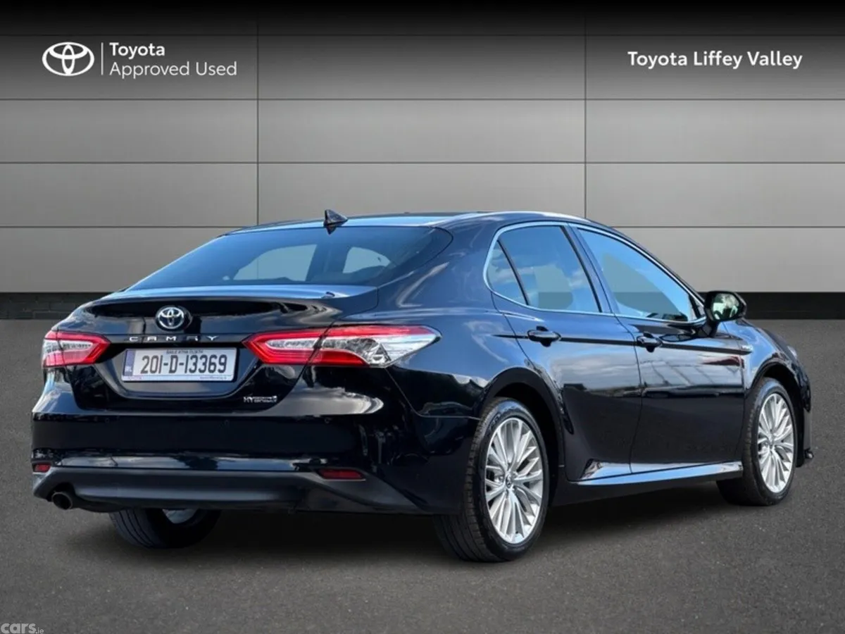 Toyota Camry Saloon, Petrol Hybrid, 2020, Black
