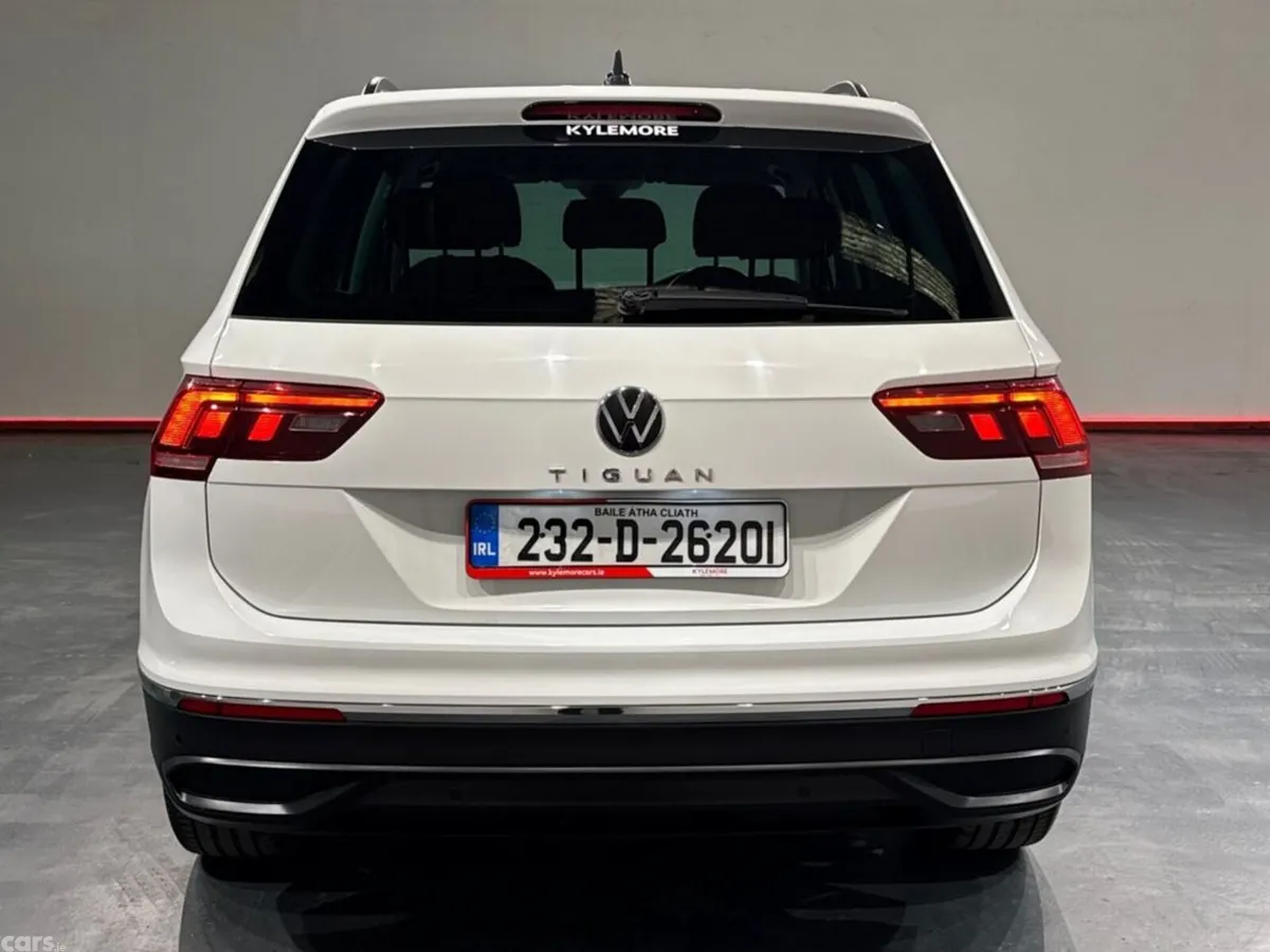 Volkswagen Tiguan SUV, Diesel, 2023, White