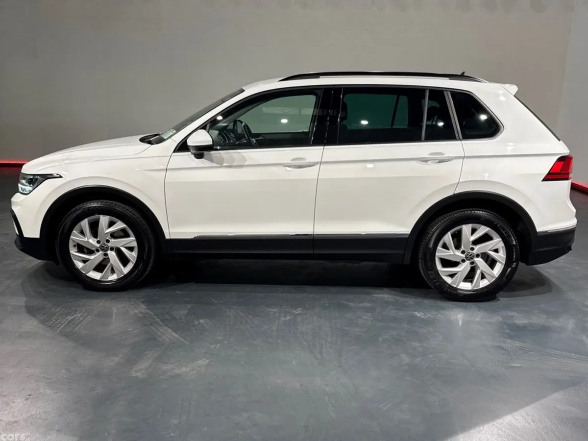 Volkswagen Tiguan SUV, Diesel, 2023, White