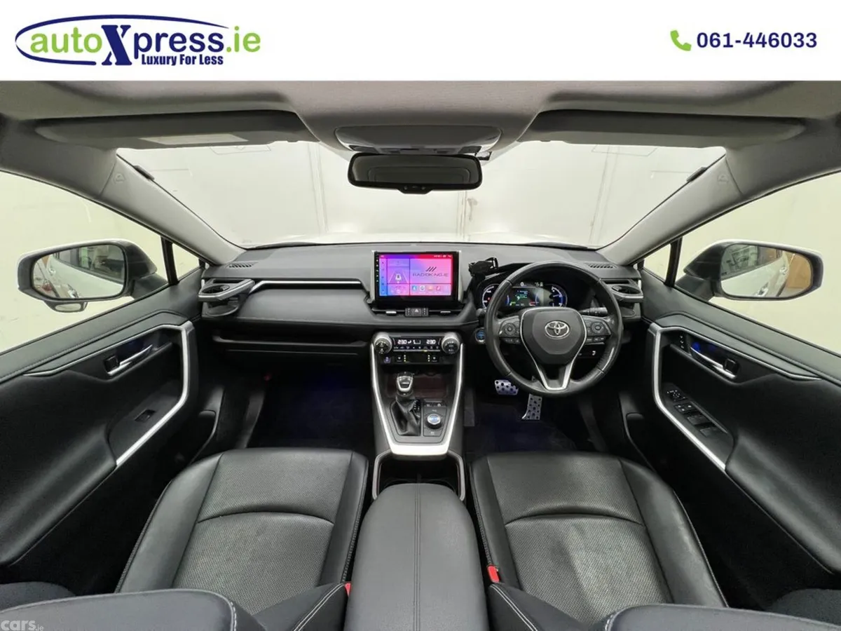 Toyota RAV4 SUV, Petrol Hybrid, 2022, White