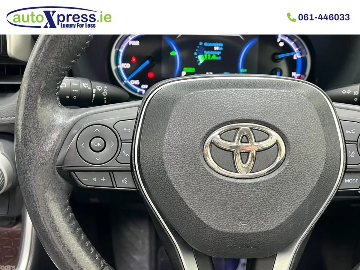 Toyota RAV4 SUV, Petrol Hybrid, 2022, White