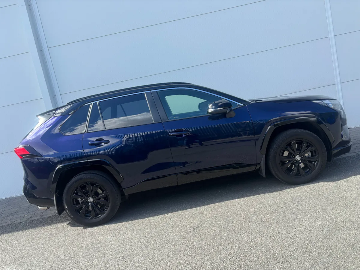 Toyota RAV4 SUV, Petrol Hybrid, 2024, Blue