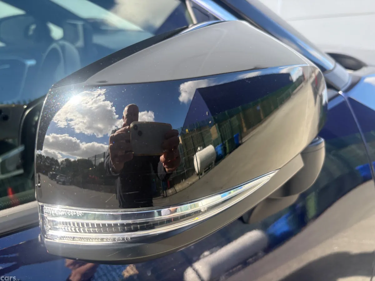 Toyota RAV4 SUV, Petrol Hybrid, 2024, Blue