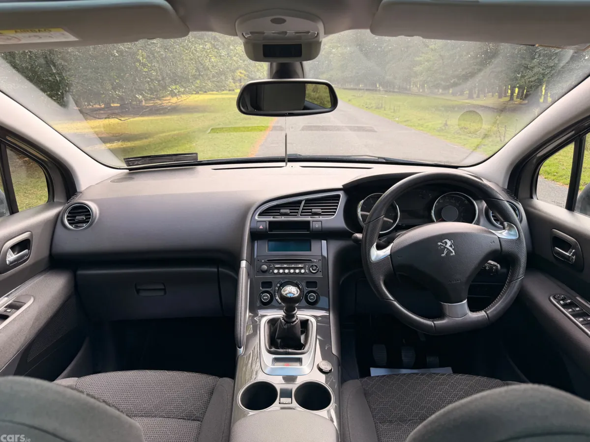 Peugeot 3008 SUV, Petrol, 2016, Grey