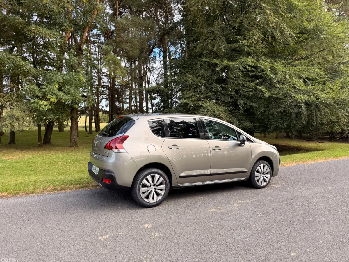 Peugeot 3008 SUV, Petrol, 2016, Grey