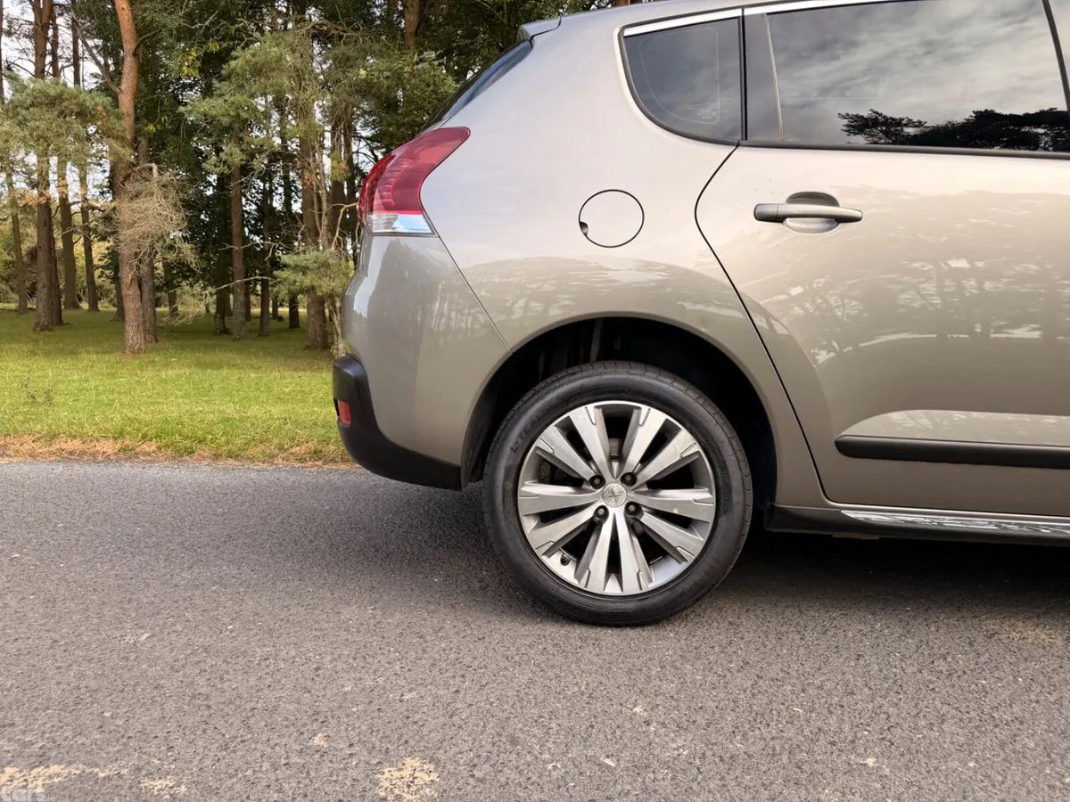 Peugeot 3008 SUV, Petrol, 2016, Grey