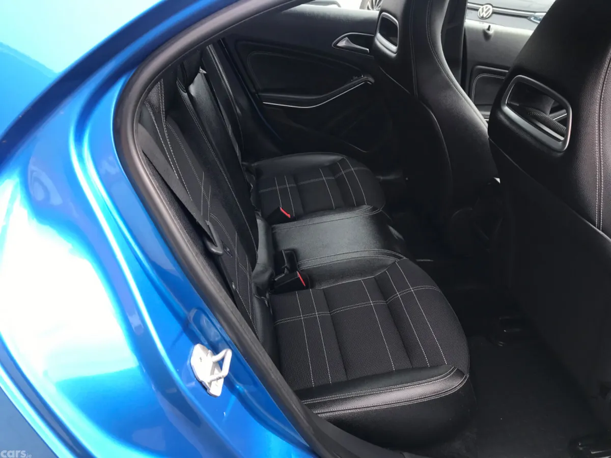 Mercedes-Benz A-Class Hatchback, Diesel, 2015, Blue