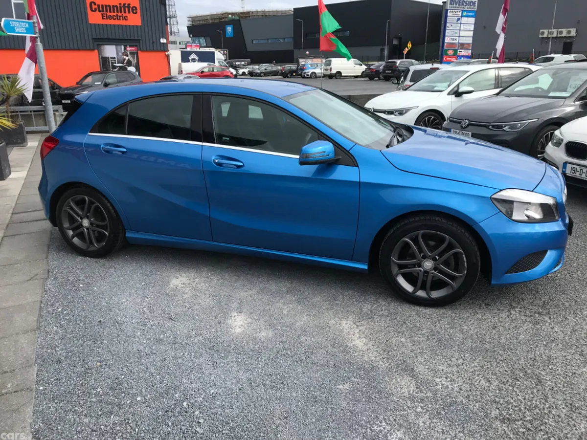 Mercedes-Benz A-Class Hatchback, Diesel, 2015, Blue