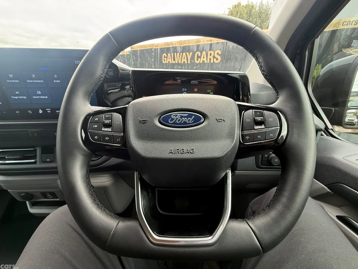 Ford Transit Custom Van, Petrol Plug-in Hybrid, 2025, Black