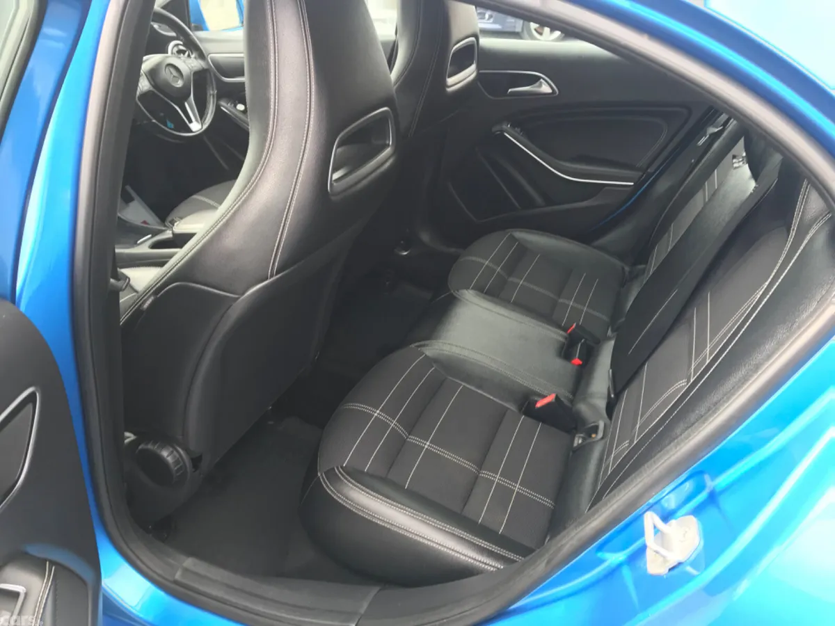Mercedes-Benz A-Class Hatchback, Diesel, 2015, Blue