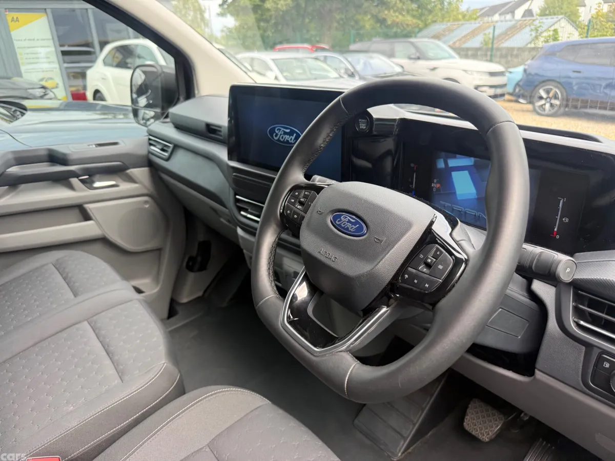 Ford Transit Custom Van, Petrol Plug-in Hybrid, 2025, Black