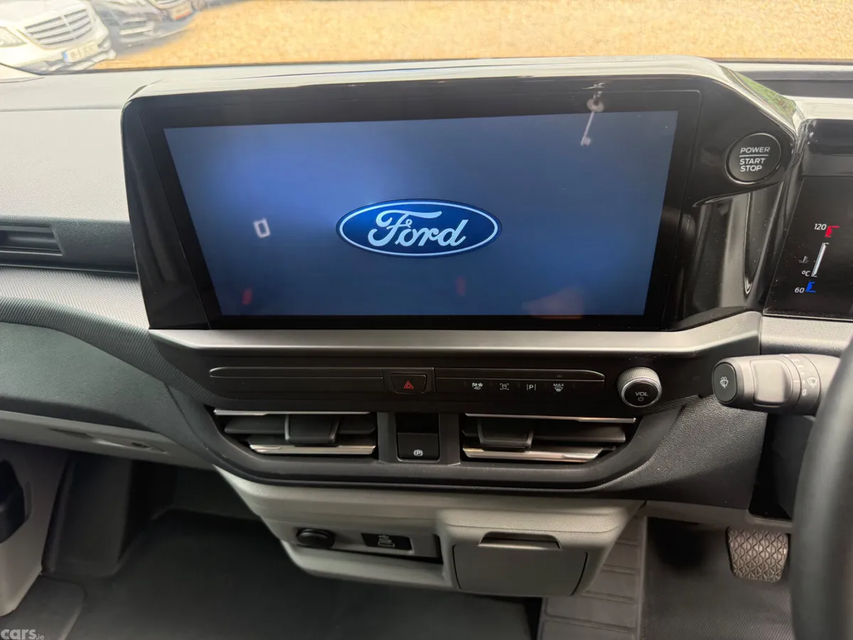 Ford Transit Custom Van, Petrol Plug-in Hybrid, 2025, Black