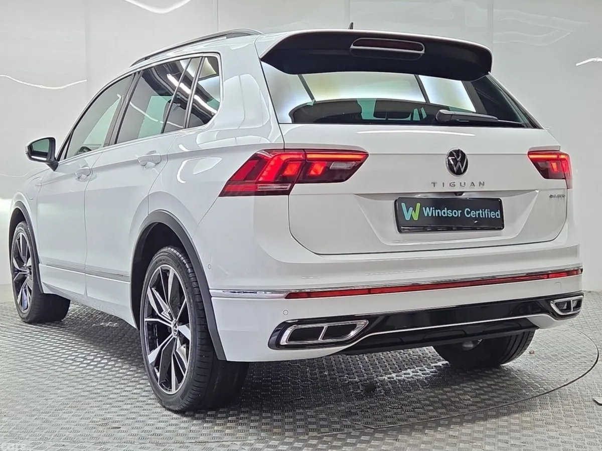Volkswagen Tiguan SUV, Petrol Hybrid, 2024, White