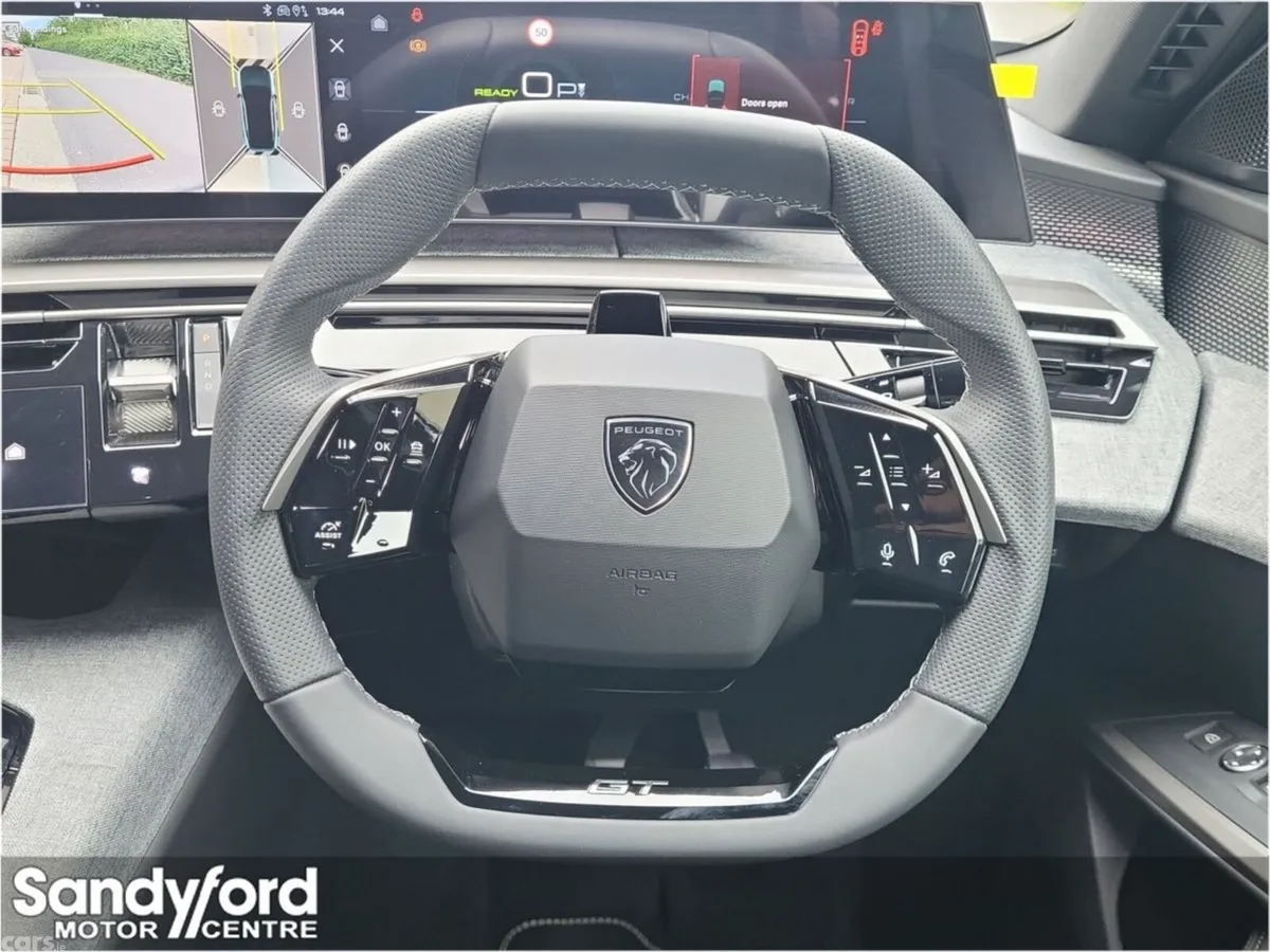 Peugeot 3008 SUV, Electric, 2026, Grey