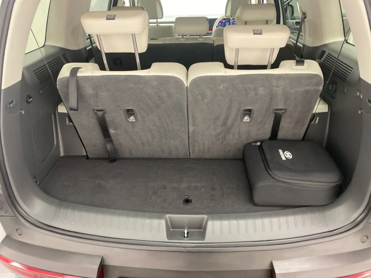 Hyundai Santa Fe SUV, Petrol Plug-in Hybrid, 2025, White