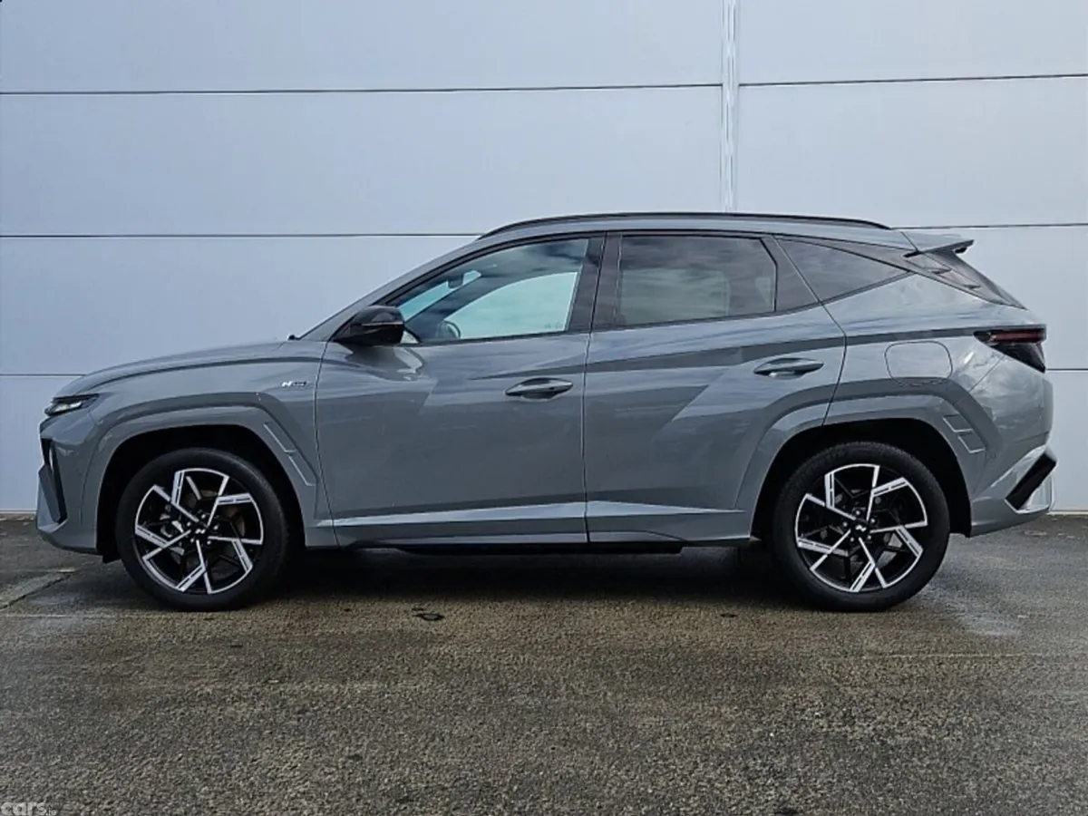 Hyundai Tucson SUV, Petrol Plug-in Hybrid, 2024, Grey