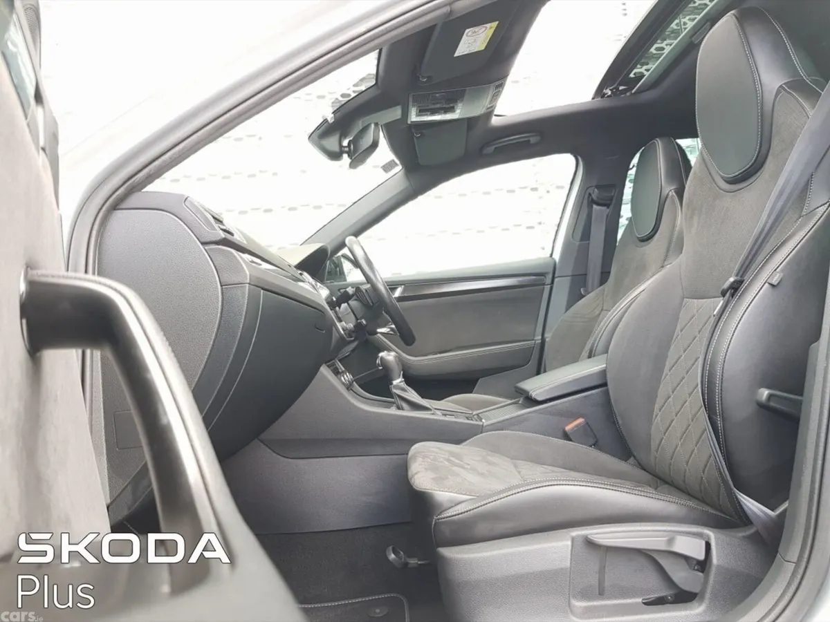 Skoda Superb Saloon, Diesel, 2024, Silver