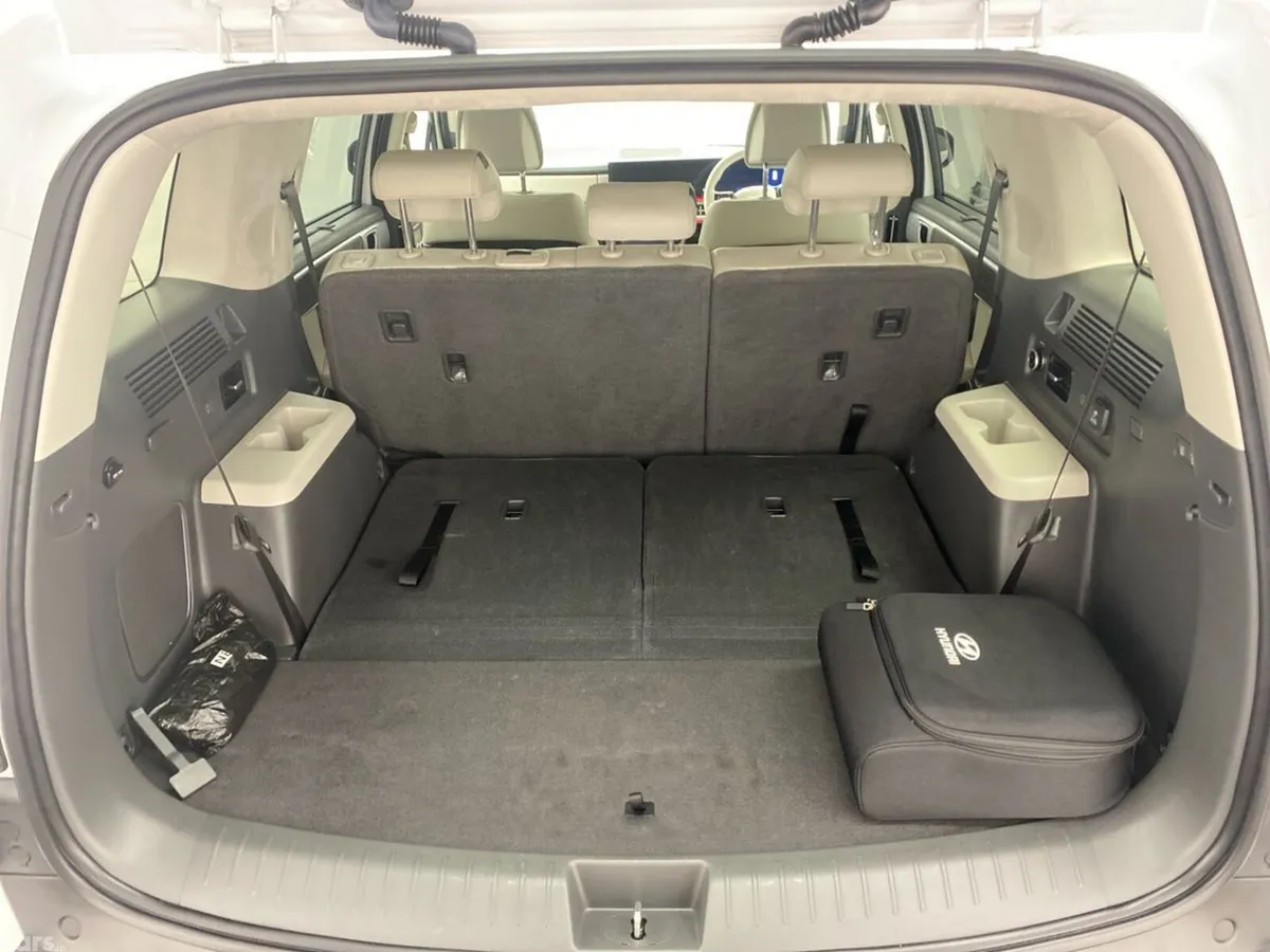 Hyundai Santa Fe SUV, Petrol Plug-in Hybrid, 2025, White
