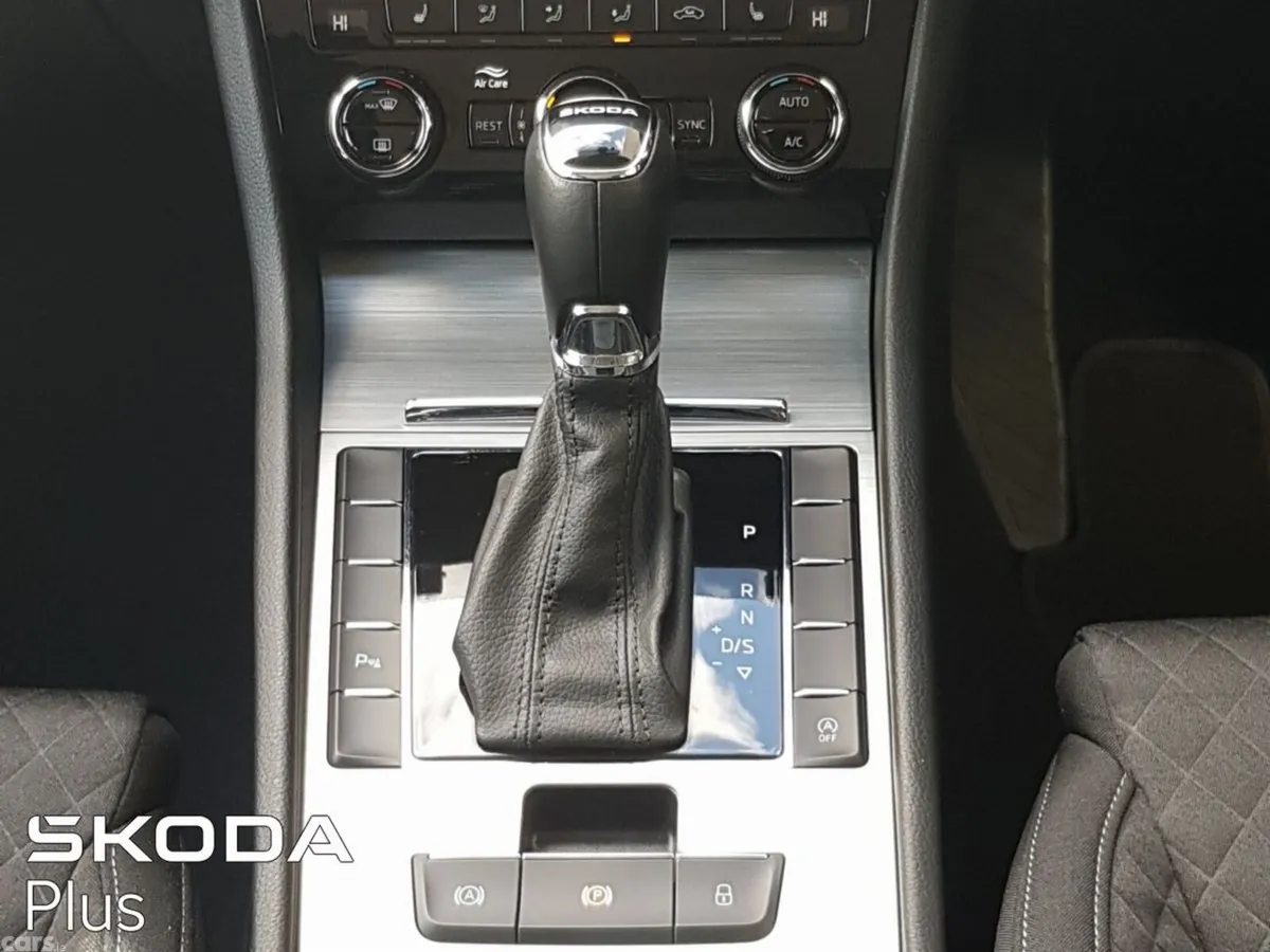 Skoda Superb Estate, Diesel, 2024, Grey