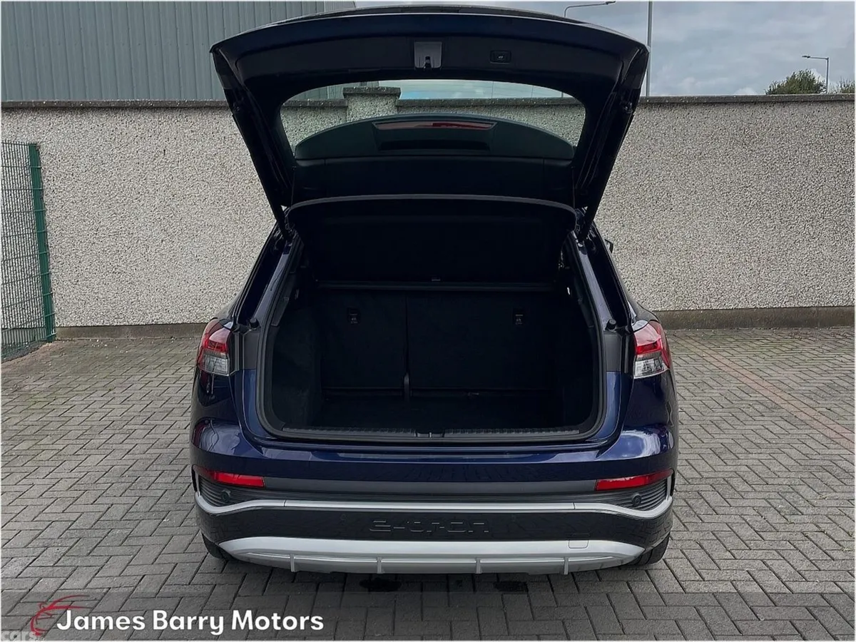 Audi Q4 e-tron SUV, Electric, 2023, Blue