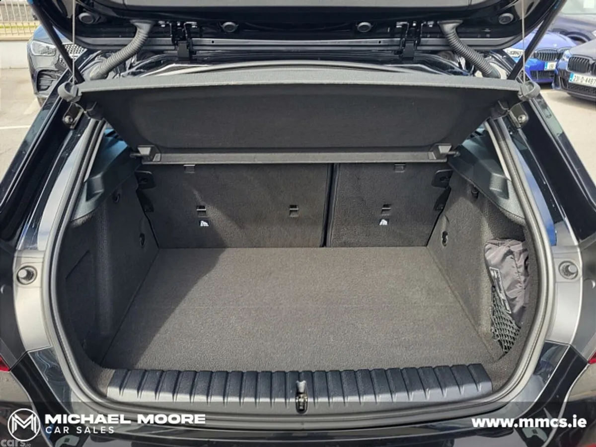 BMW 1-Series Hatchback, Diesel, 2022, Black