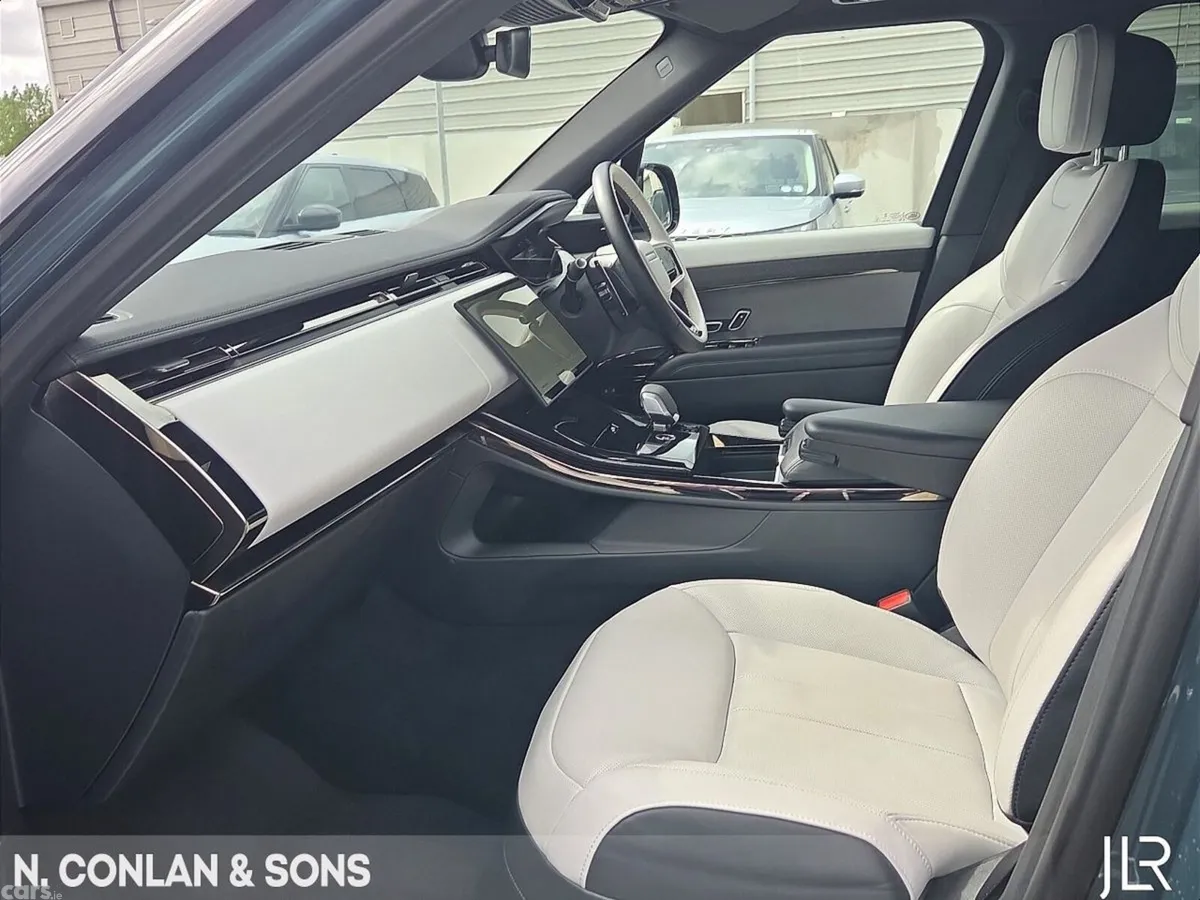 Land Rover Range Rover Sport SUV, Petrol Plug-in Hybrid, 2025, Green