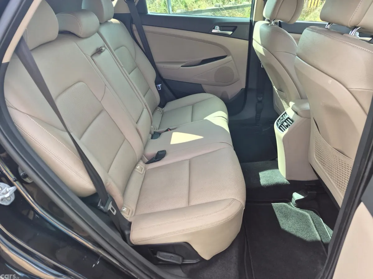 Hyundai Tucson SUV, Diesel, 2016, Black