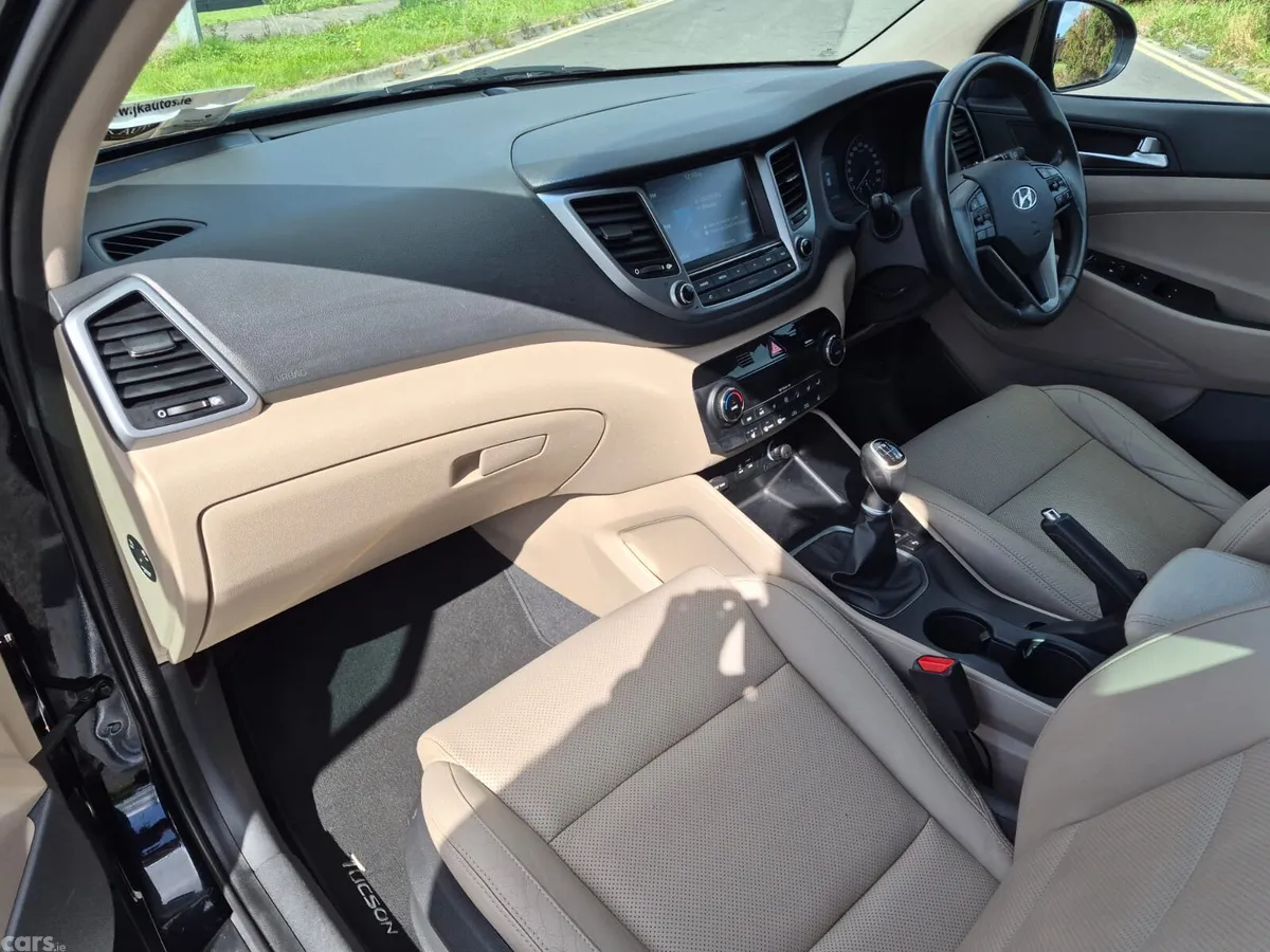 Hyundai Tucson SUV, Diesel, 2016, Black