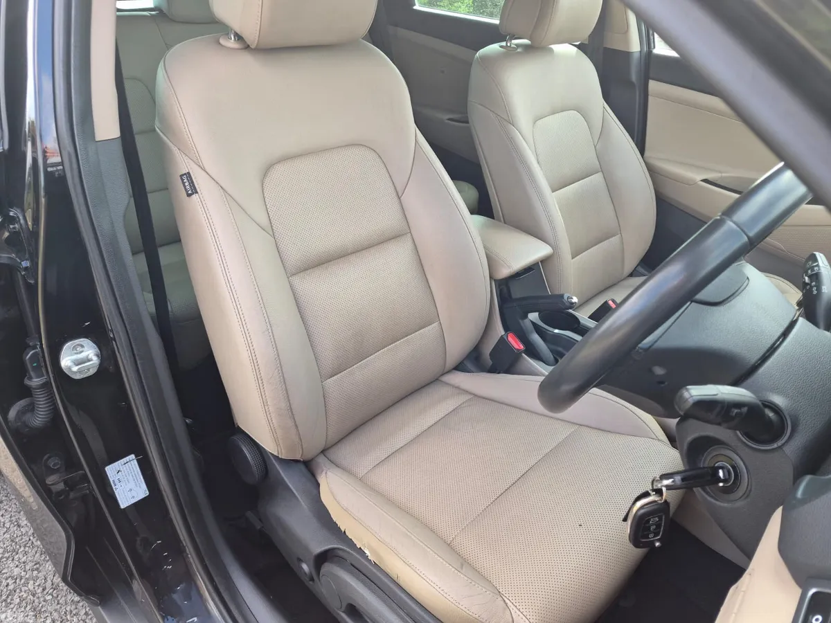 Hyundai Tucson SUV, Diesel, 2016, Black