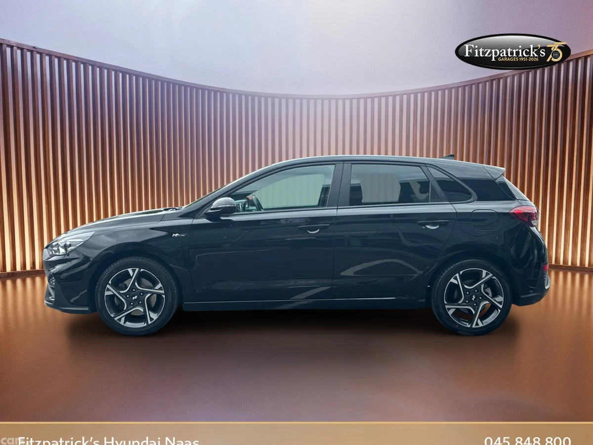 Hyundai i30 Hatchback, Petrol, 2022, Black